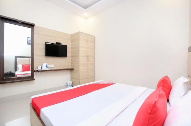 Forever Inn hotel near golden temple Amritsar Exterior foto